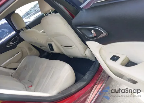 2015 Chrysler 200 Limited z USA, uszkodzony, nr VIN 1C3CCCAB8FN555591